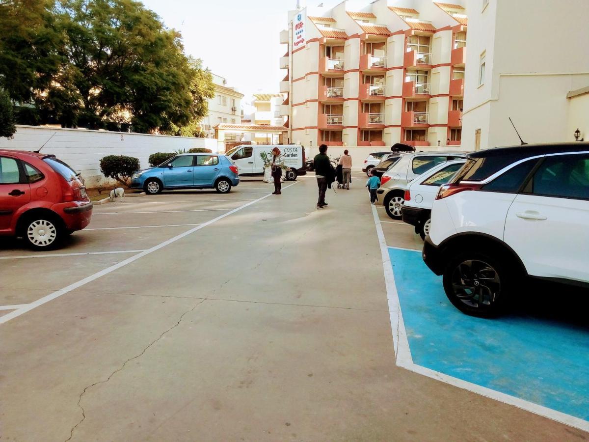 Apartamentos Caravane ตอร์เรโมลิโนส ภายนอก รูปภาพ